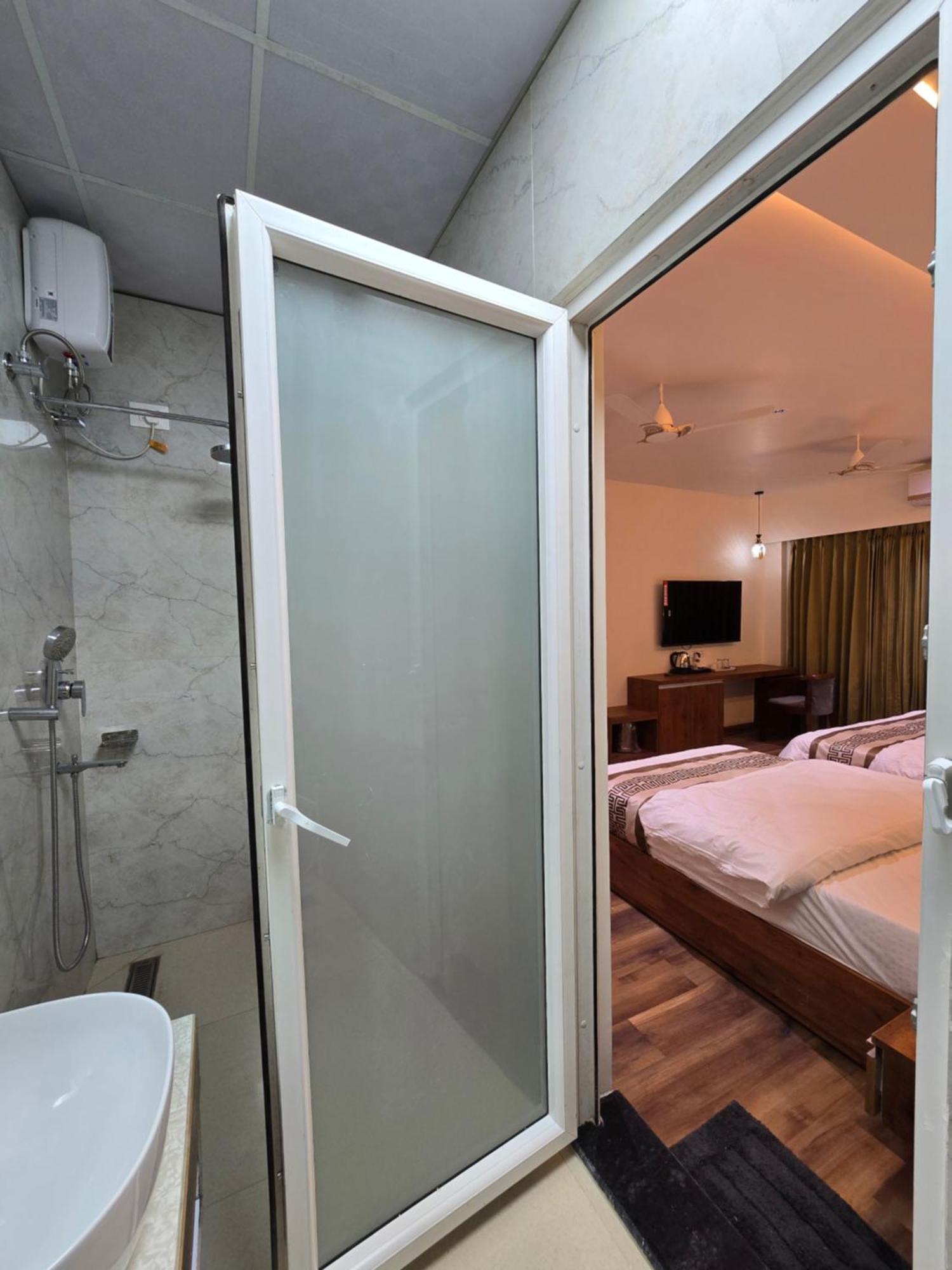 Hotel Fortune Ayodhya Exterior foto